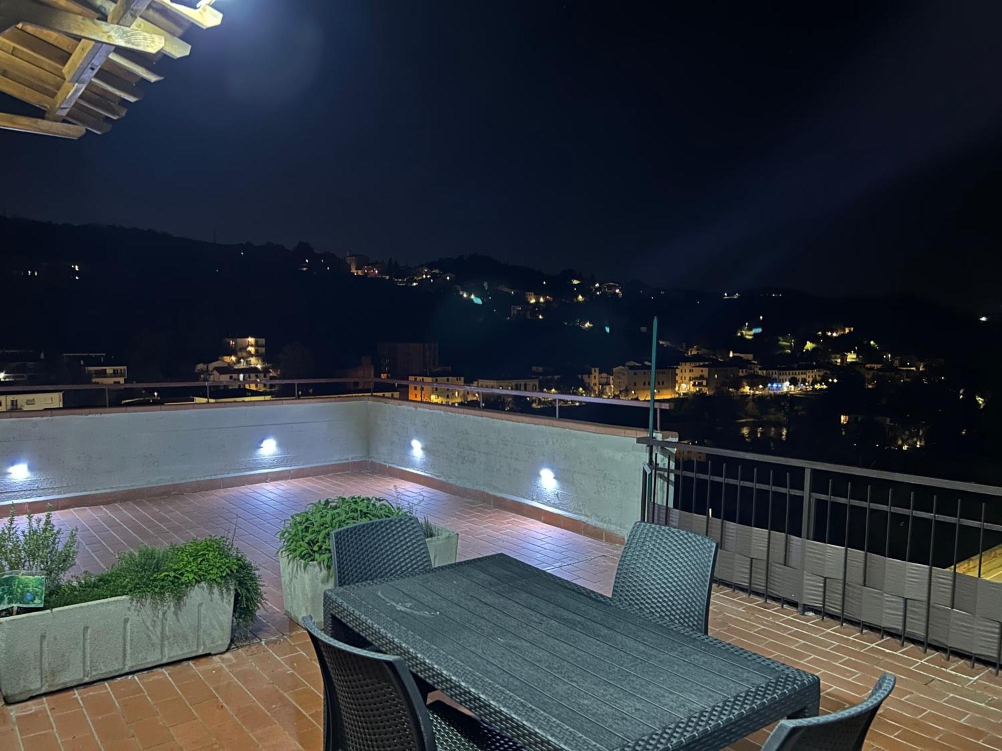 Sesto Piano Apartment Incisa in Val d'Arno Esterno foto